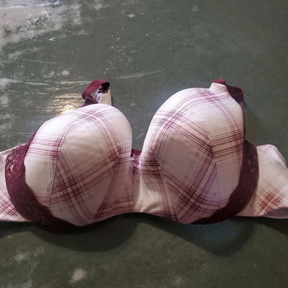 Cacique red&white plaid bra size 44D
